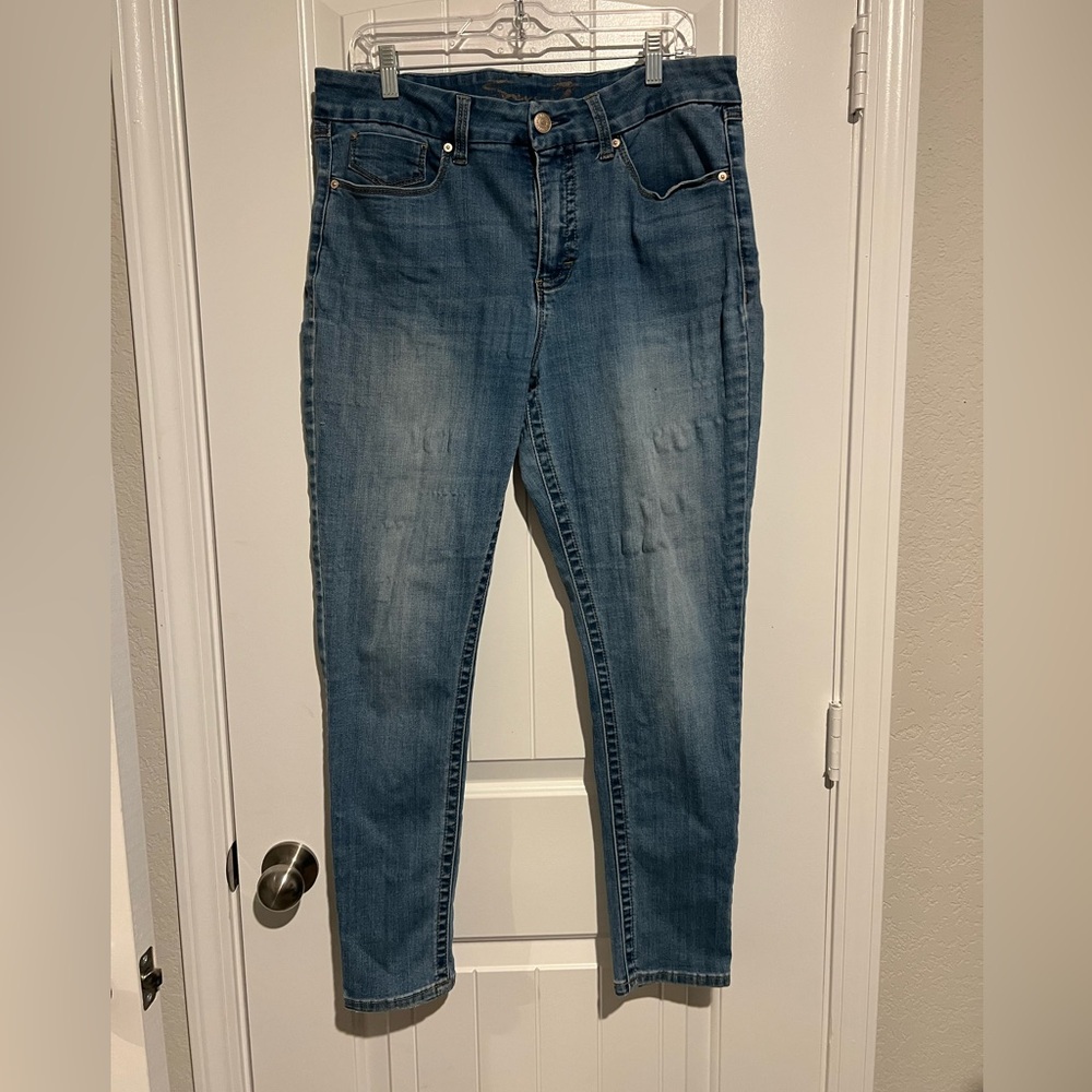 Seven7 Women's Faded Blue Skinny Jeans